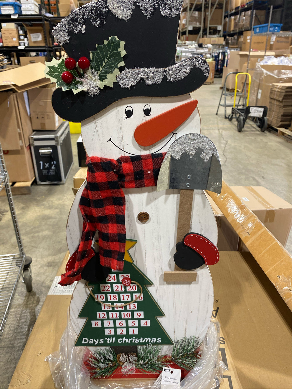 The Gerson Company Decorative Figurines - White & Red Wood Snowman Countdown Calendar Sign - G13 - 230