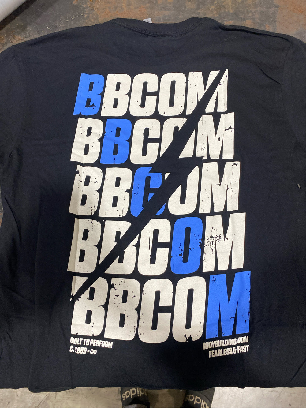 Lot of 5 - Large BodyBuilding.com Shirts - C13 - 1326