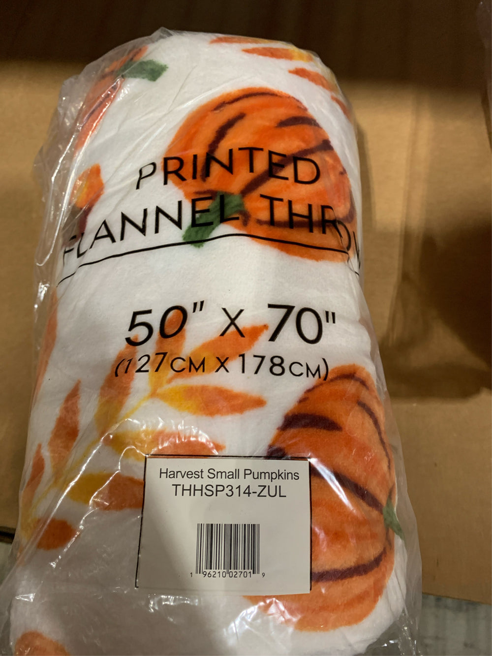 White & Orange Harvest Pumpkins Flannel Throw -E8-0059