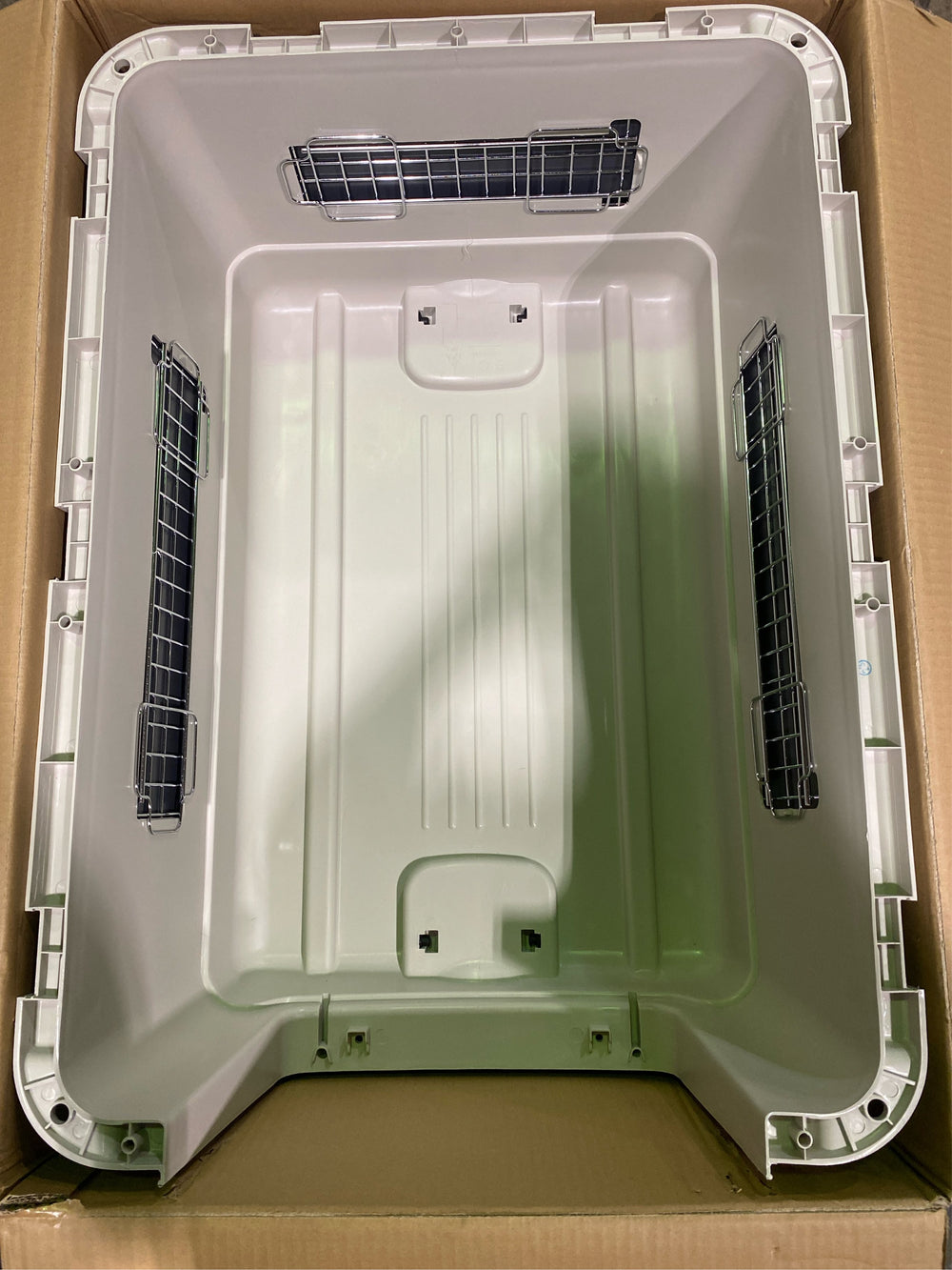 SportPet Designs Airline Approved Plastic Dog Kennel with Wheels, Large - D6 - 520