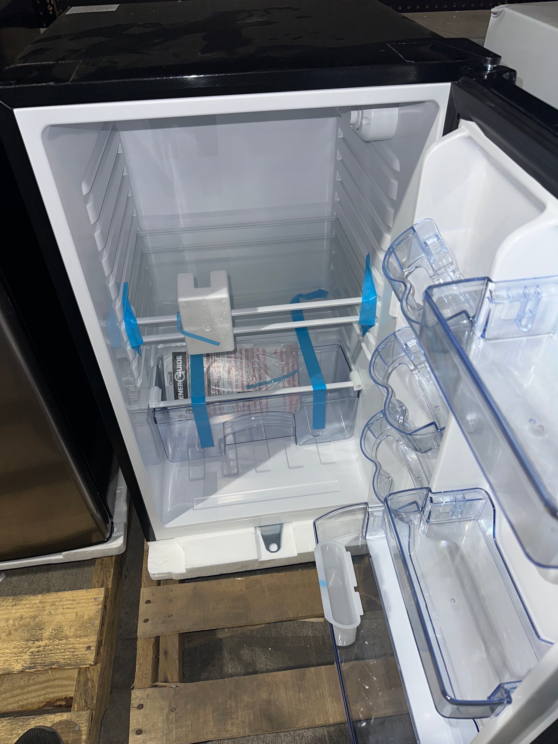 Avanti Model Rm4436ss - 4.4 Cf Counterhigh Refrige - untested (L26)