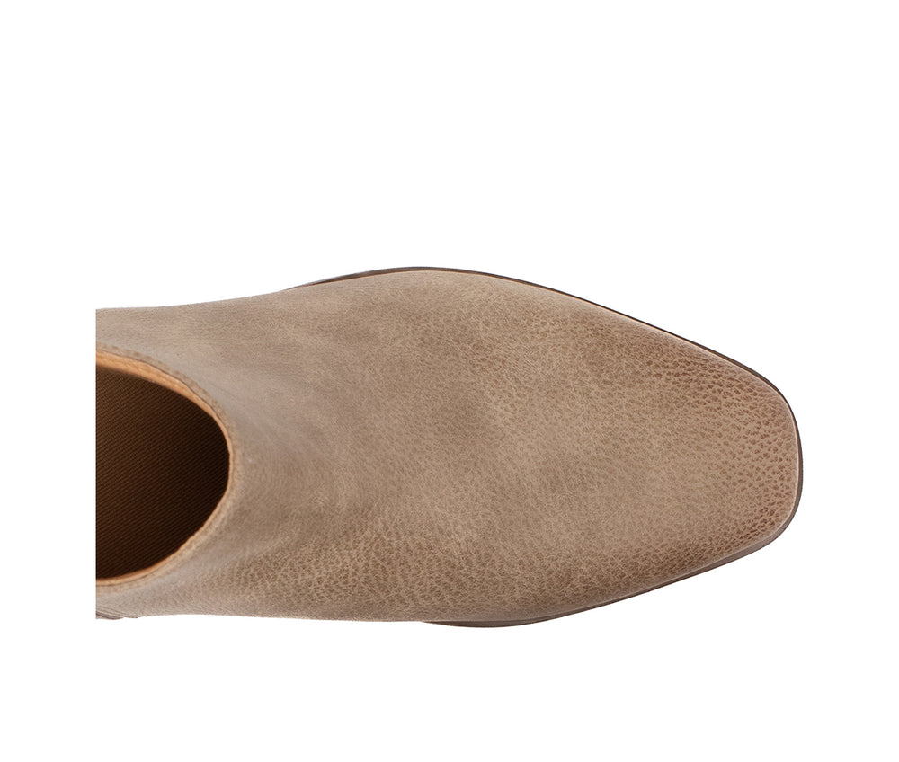 Yellow Box Shoes Women's Casual Boots TAUPE - Taupe Lania Boots - Women - Size 8 - C6 - 371