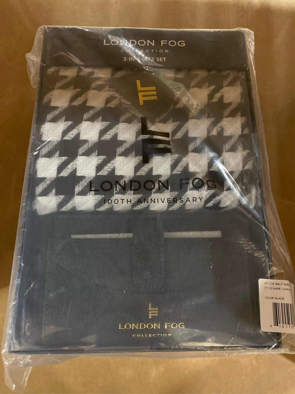 London Fog Wallet, Scarf & Keychain Gift Set - 1.0 set - G12 - 271