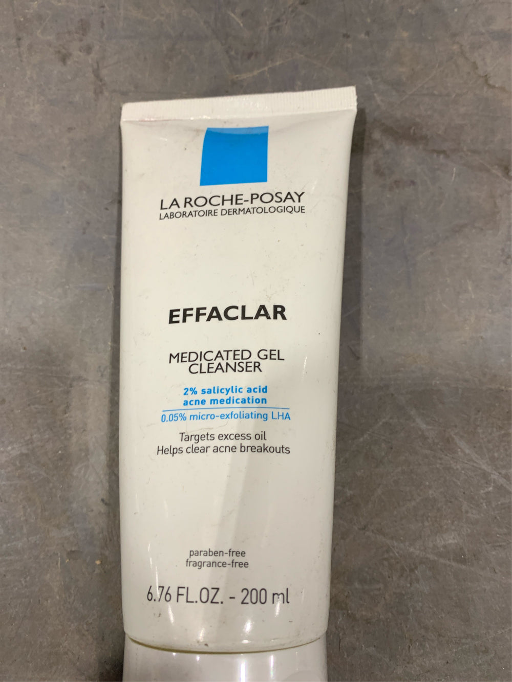 La Roche-Posay Effaclar Medicated Gel Face Cleanser, 6.76 OZ -F3-0717 -F6-0828 -B13-1323 -B13-1324