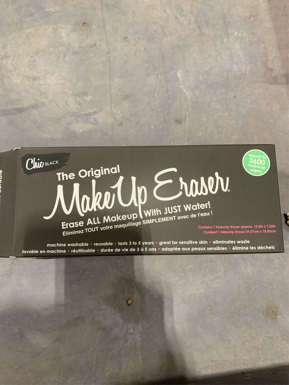 MAKEUP ERASER The Original MakeUp Eraser  Makeup Remover Cloth - K9-0115 -B9-0559