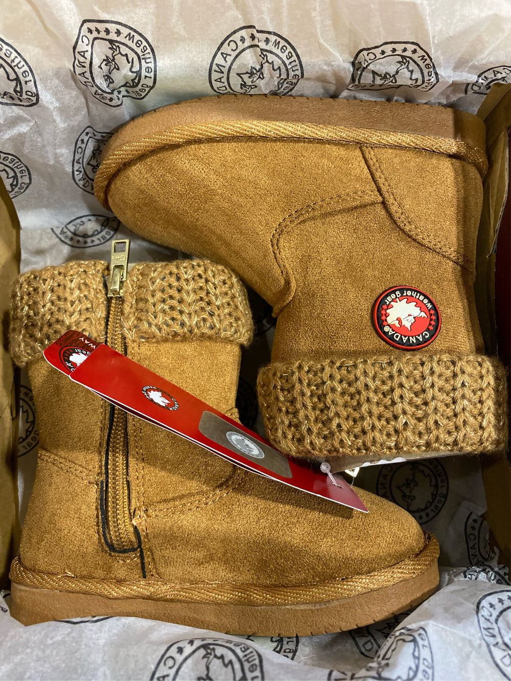 Canada Weathergear Carmen-T Chestnut Kids Size 8M - E11 - 256