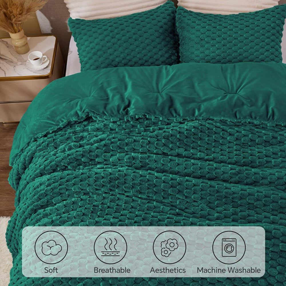 BEDELITE Fluffy King Size Comforter Set - Dark Green Fleece Soft Comforter for King Size Bed, Luxury Warm Bedding Set for Winter, Fuzzy Bed Set 3 Pieces (1 Comforter, 2 Pillowcases) 1301