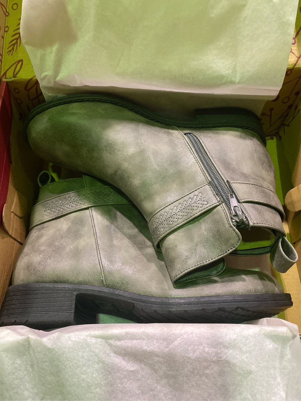 Gray Faux Fur-Lined Bianca Barbara Boot - Women Size 9 - K11 - 263
