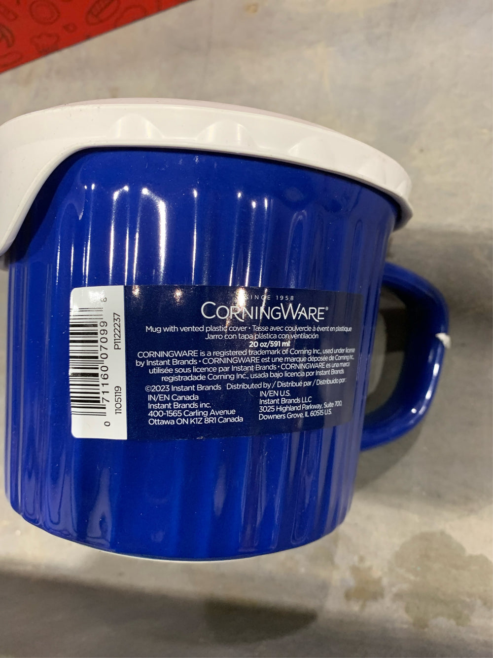 French White 20-Oz Blueberry Mug with Lid -C8-1226