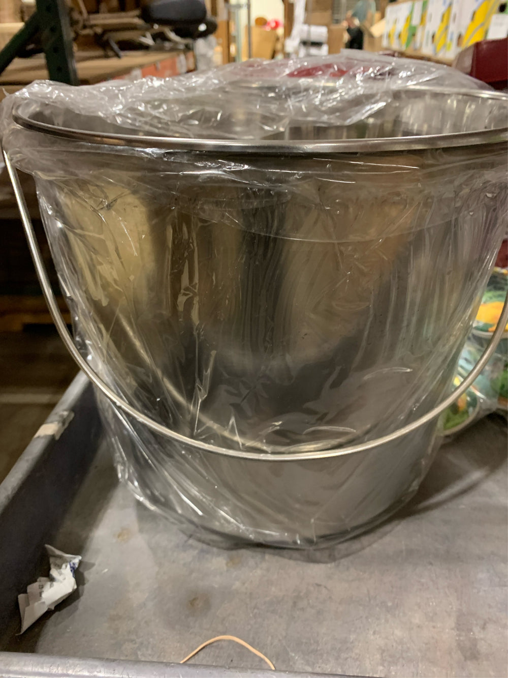 AmeriHome Large Stainless Steel Bucket -G12-0208