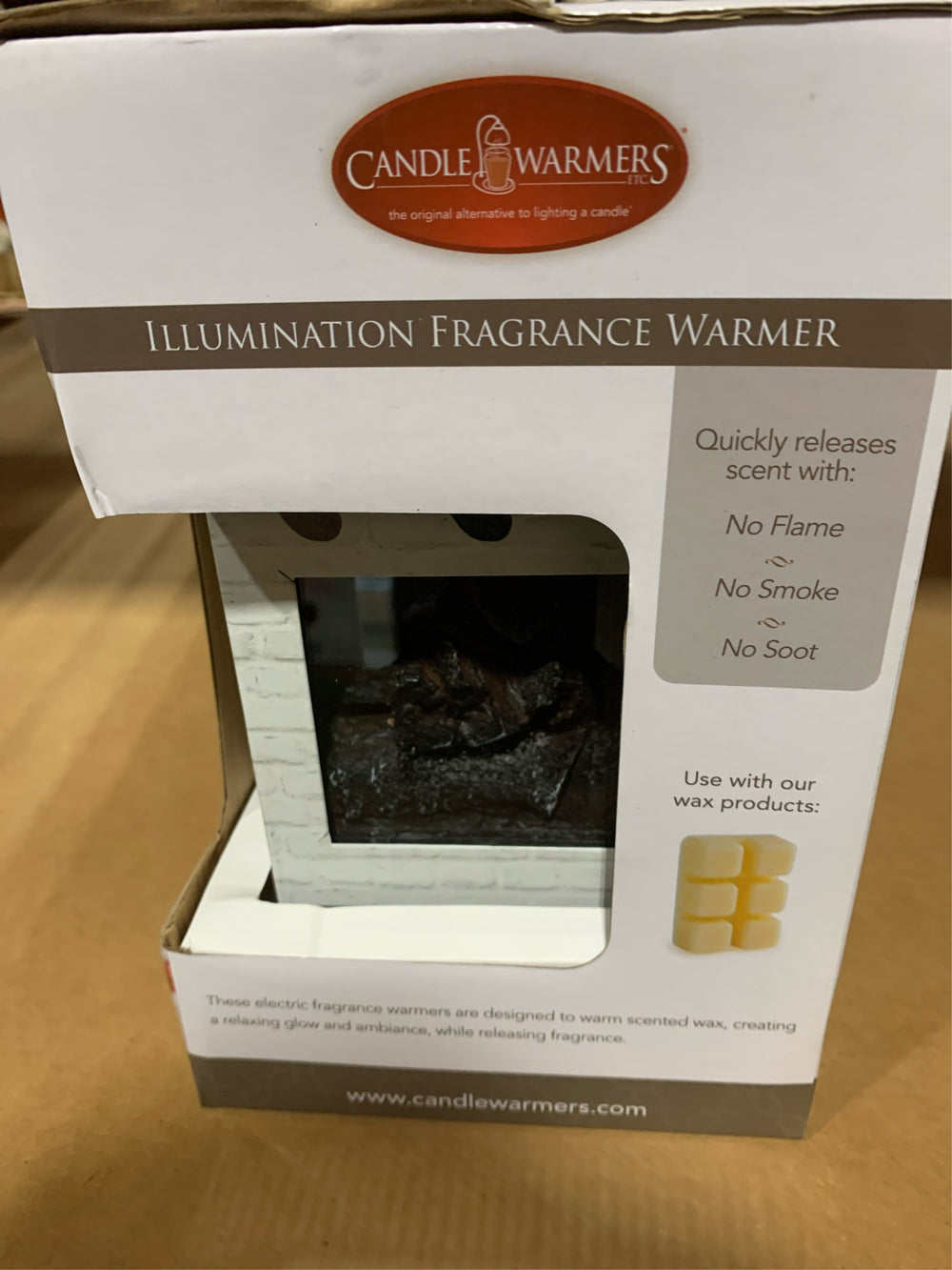 Holiday Fireplace Illumination Fragrance Warmer -F10-0139