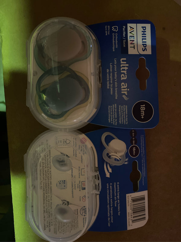 (Lot of 2) Avent Philips Avent Ultra Air Pacifier 18m+ 2 Pack - L10 - 164