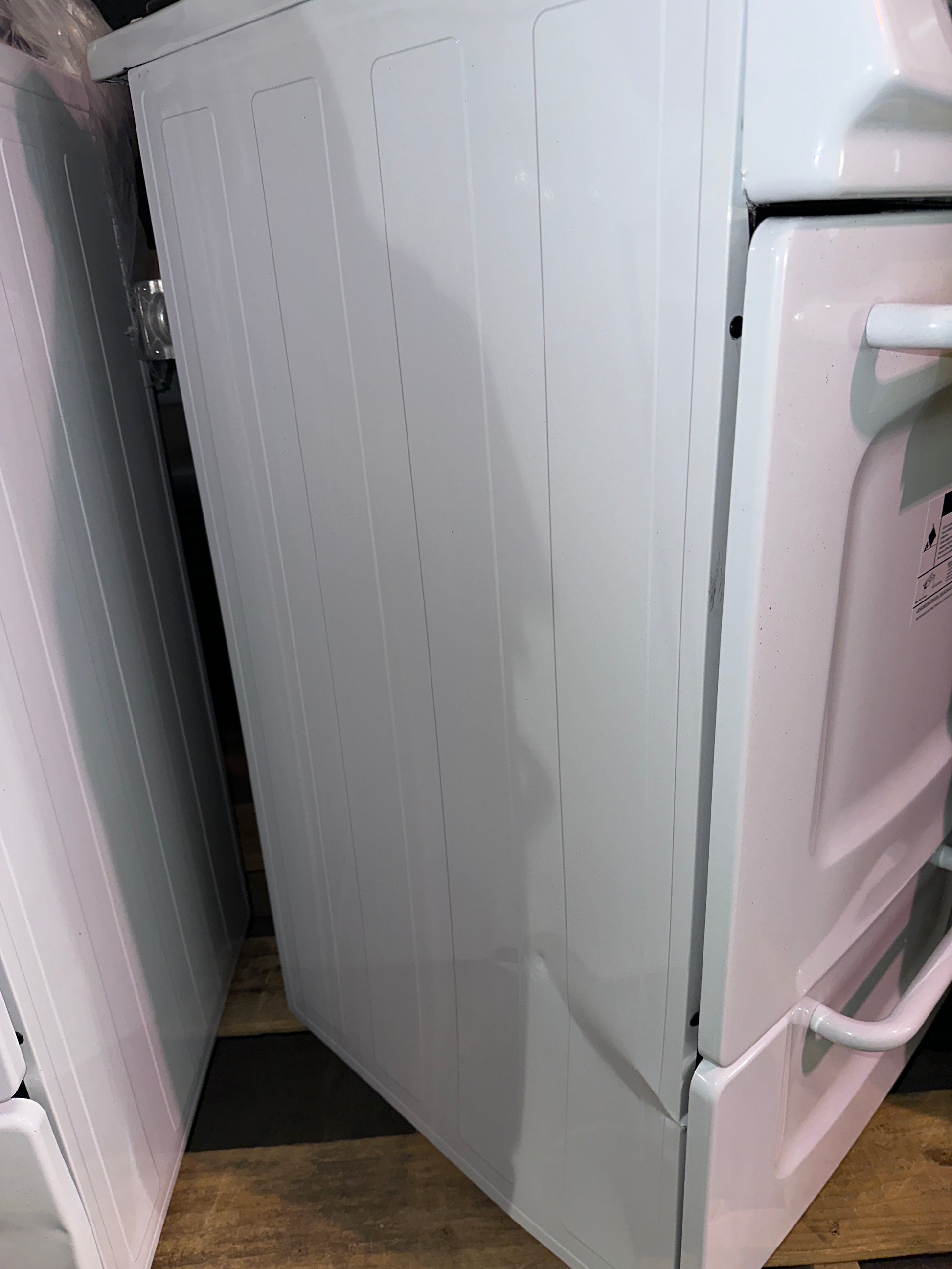 Avanti GRO20P0W Gas Range Oven Compact Freestanding - untested (L2)