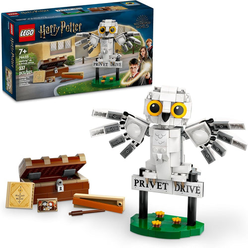 LEGO Harry Potter Hedwig at 4 Privet Drive, Builda