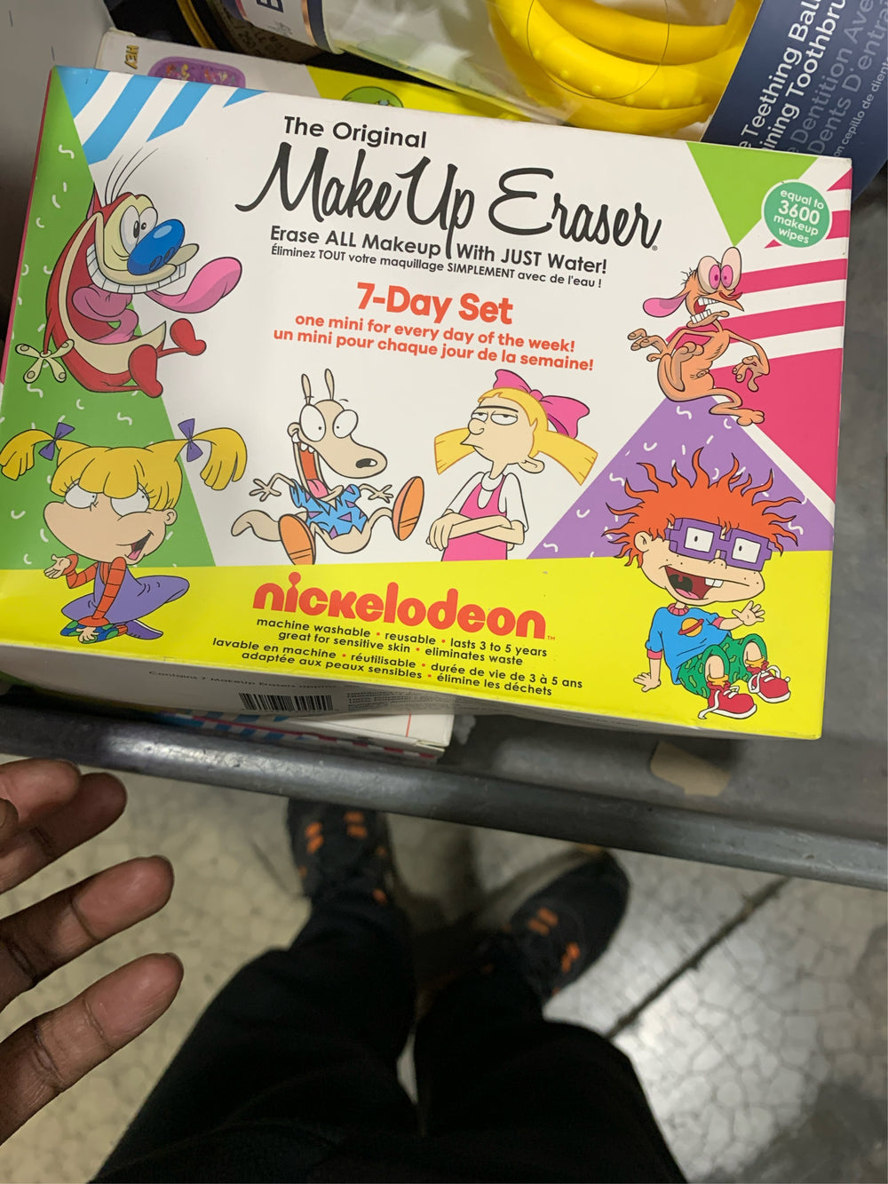 Makeup Eraser 90's Nickelodeon 7 Day Set Colour: White - C2 - 350 -G3-0726 -G3-0727 -E12-0982 -E12-0983 -A5-1093