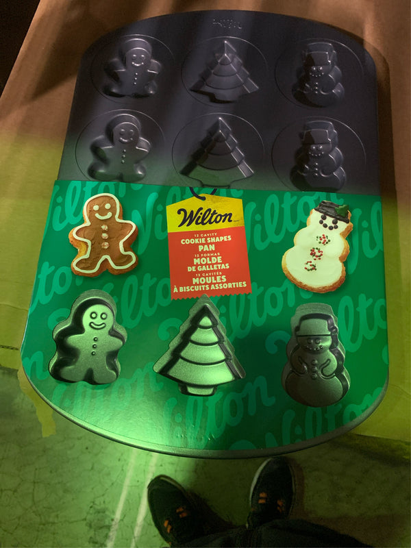 Wilton Holiday Icon Cookie Pan - F13 - 1793 -K9-0109