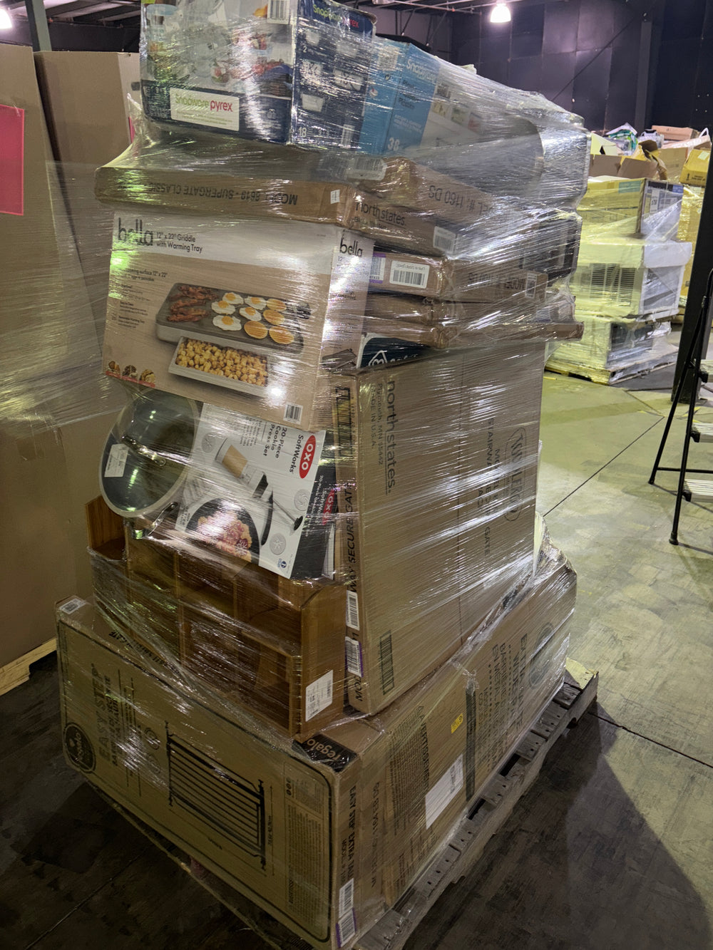 Pallet #670299