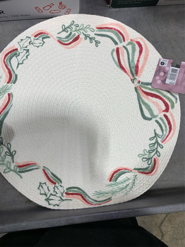 3 pack St. Nicholas Square  Ribbon Wreath Printed Braid Placemat, Ivory Wreath -B9-1234