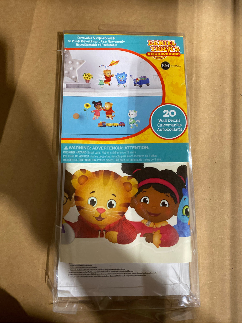 Daniel Tiger Peel and Stick Wall Decals by RoomMates - F5 - 1774