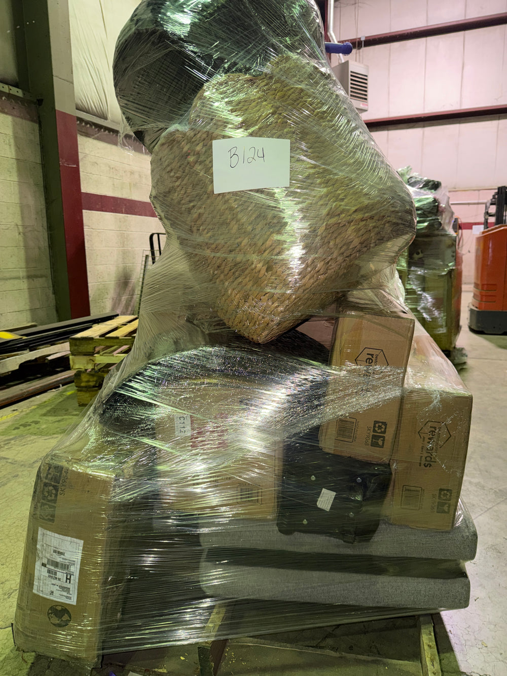 Pallet B124