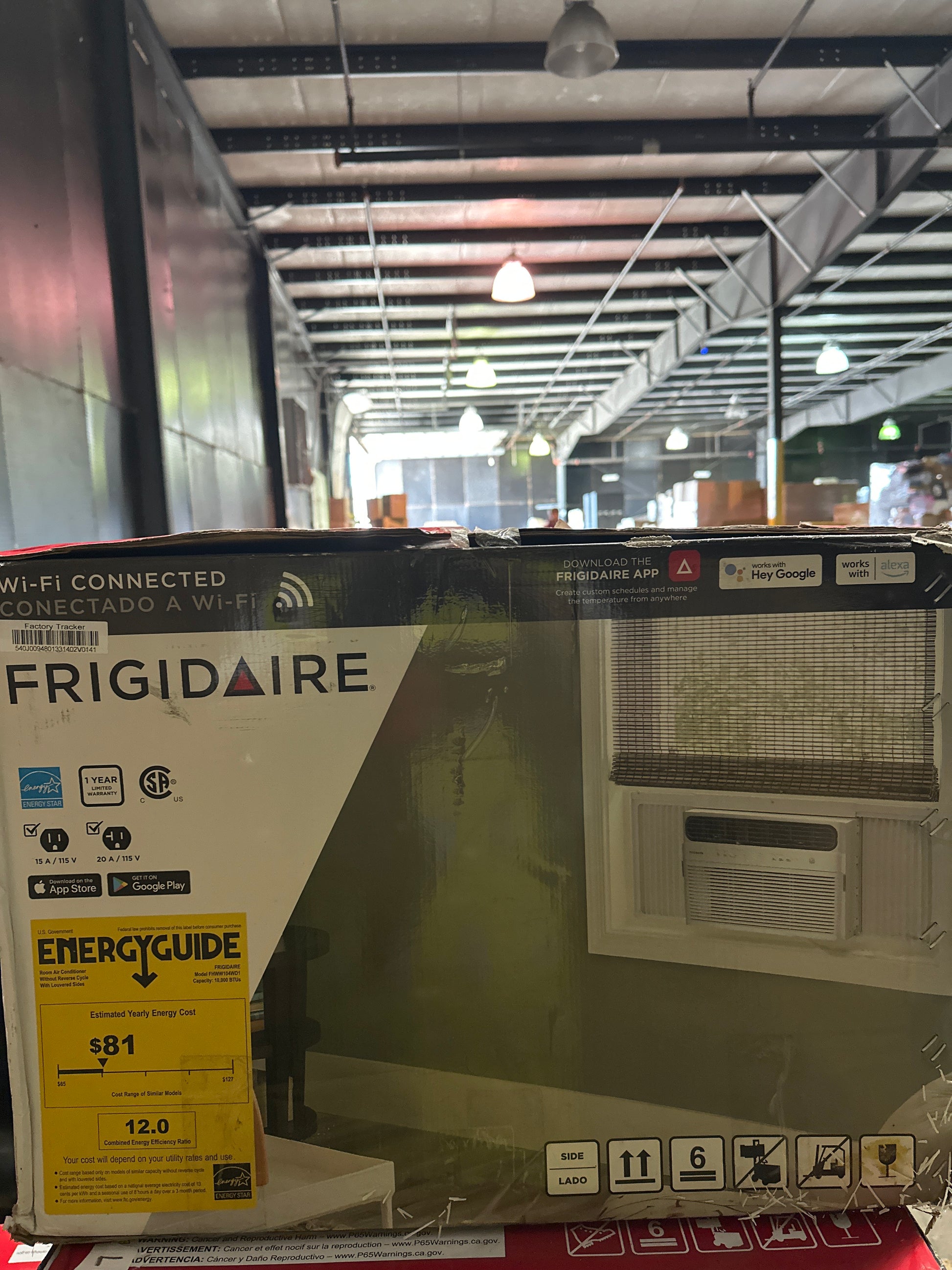 Frigidaire 10,000 BTU Smart Inverter Window Air Conditioner- Looks New (L13)