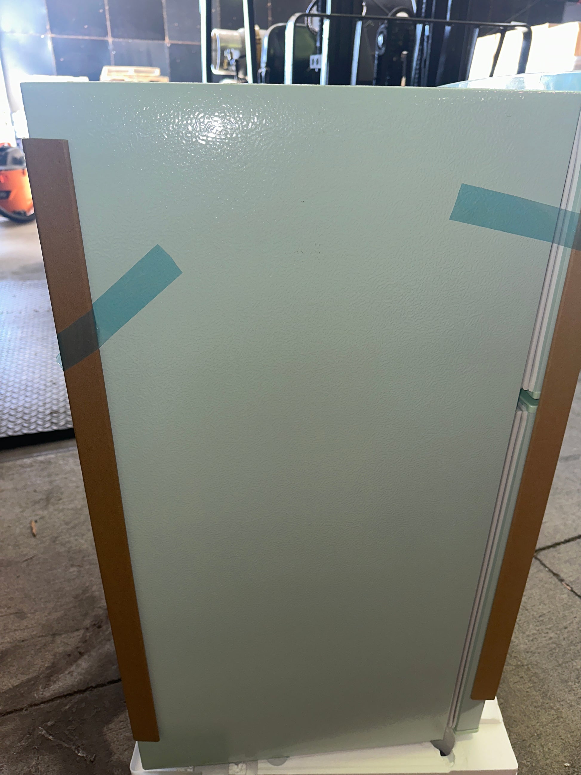 West Bend Mini Fridge with Freezer for Bedroom - untested (L7)