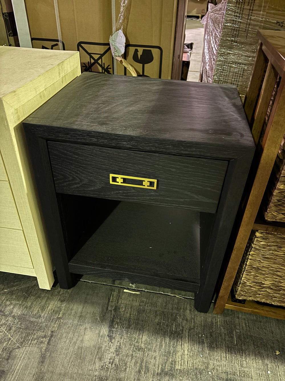 Mitchell Gold + Bob Williams table