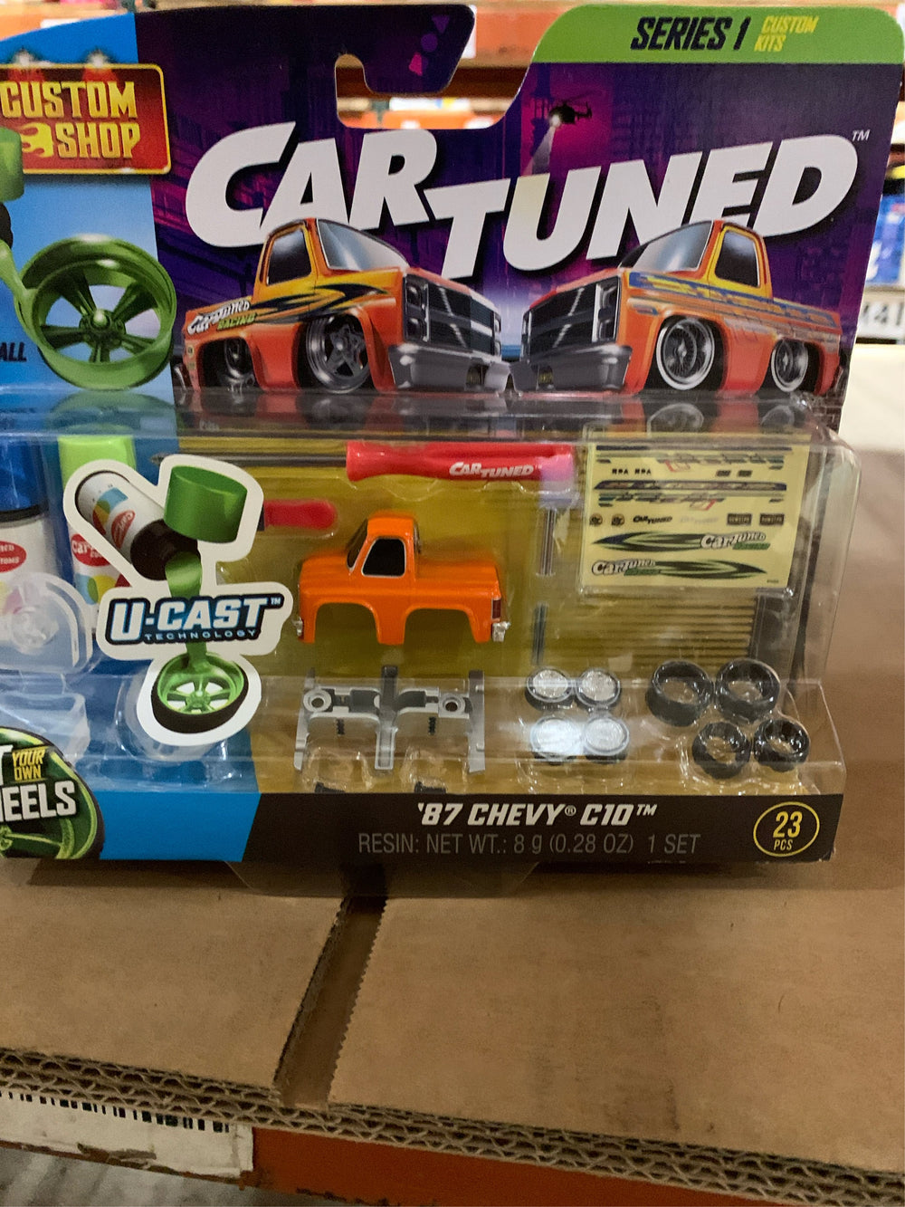 CarTuned Custom Model Kit - 1987 Chevy C10 -F4-1901