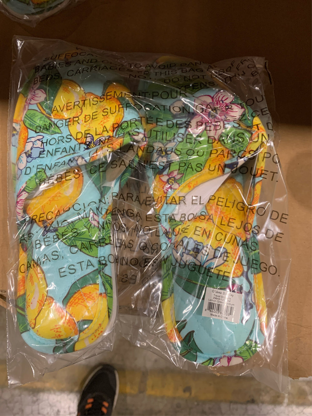 Vera Bradley Lemon Grove Travel Slippers Womens Medium 7-8 Slip on Mules Comfort -F5-0838 -F5-0839 -A4-1060 -A4-1061 -A4-1062