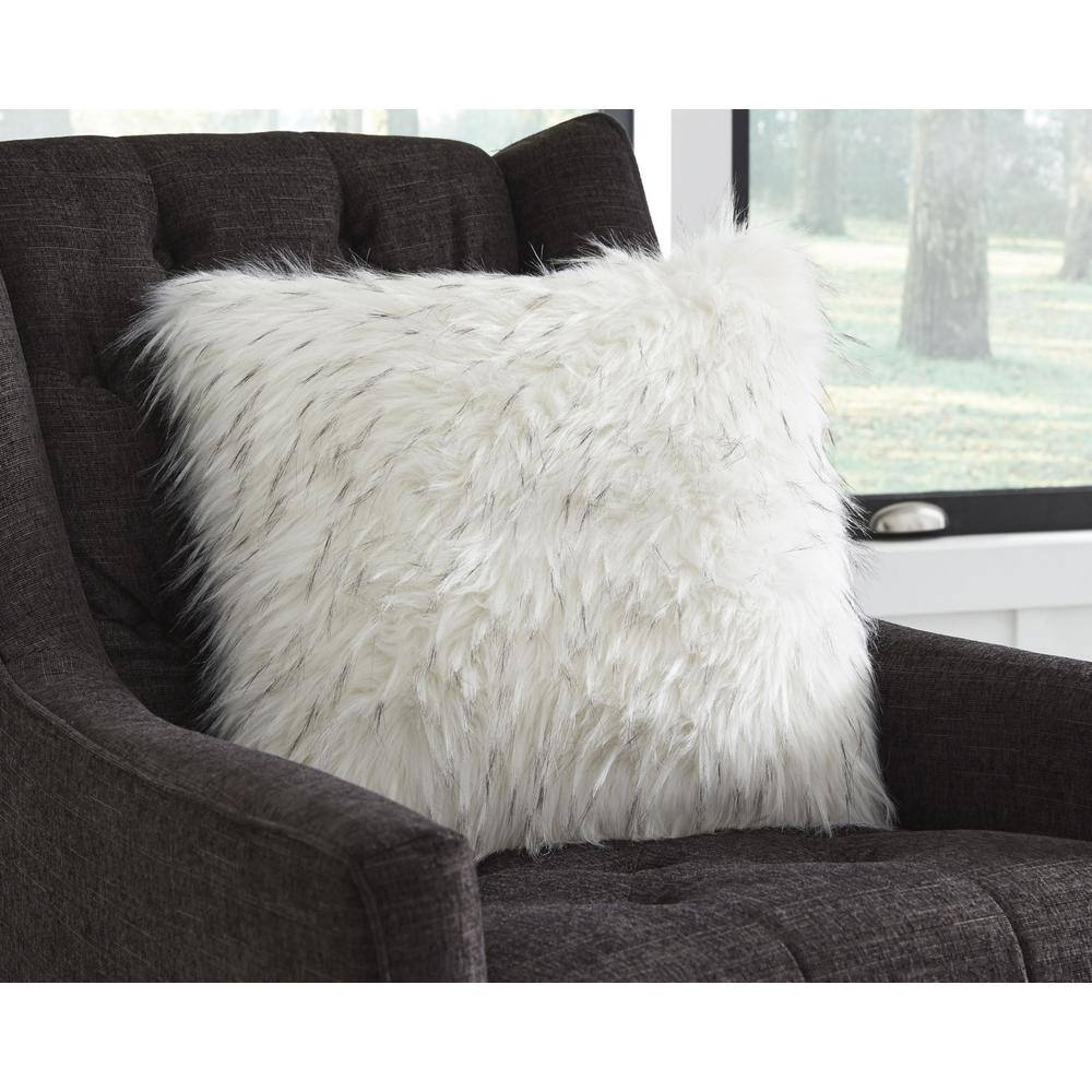 Calisa White Animal Print Polyester 20 in. L x 20 in. W Pillow - F12 - 1113
