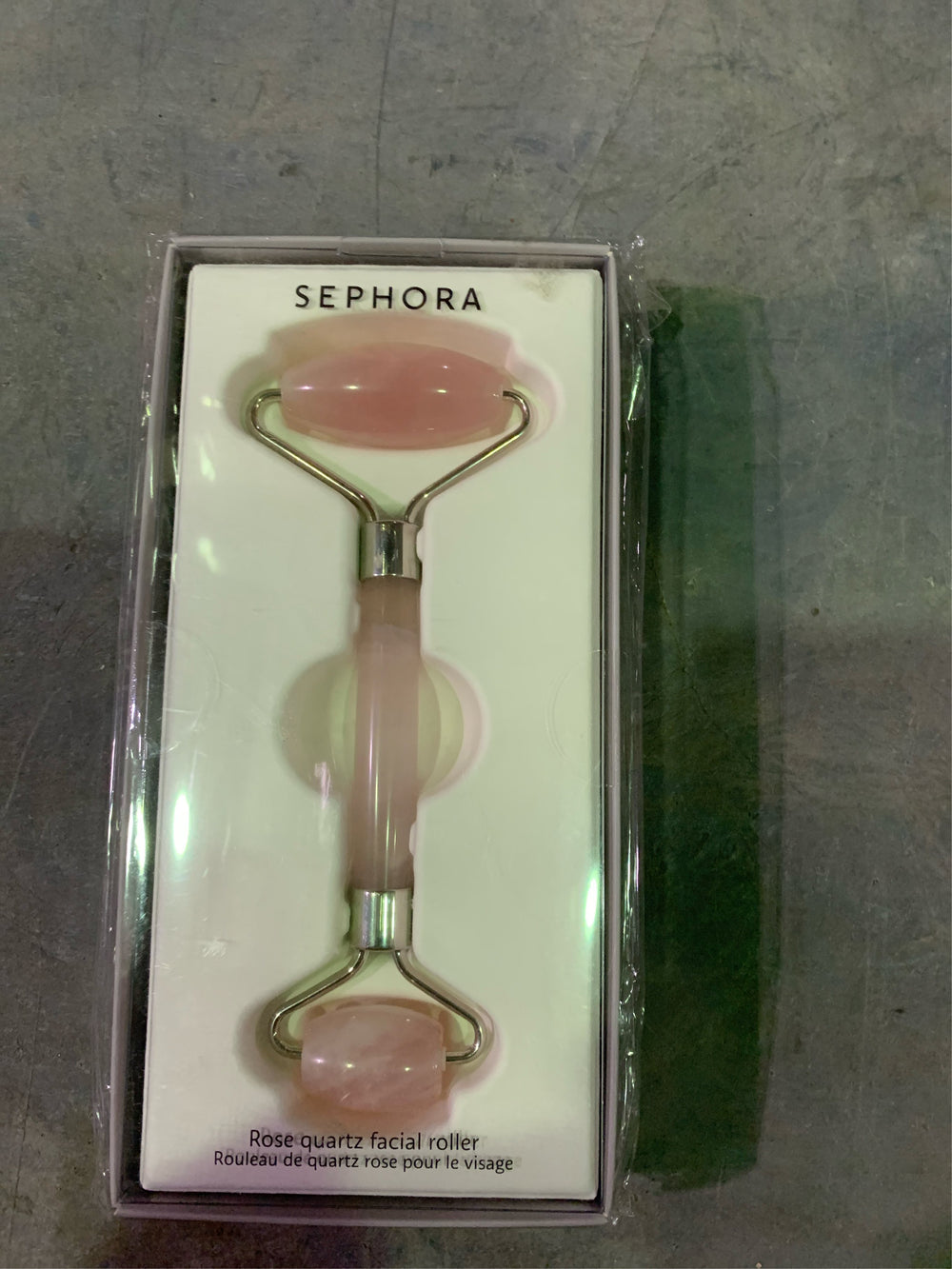 SEPHORA COLLECTION Rose quartz facial massager - L11 - 275 -B2-0442