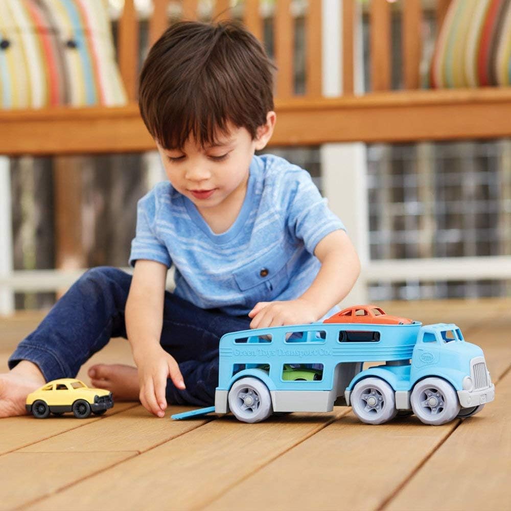 Green Toys Car Carrier, Blue - Pretend Play, Motor Skills, Kids Toy Vehicle. No BPA, phthalates, PVC. Dishwasher Safe, Recycled Plastic, Made in USA. 1462