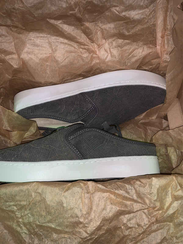 Spenco Women's Sneakers Fossil - Fossil Gray Bindie Leather Mule - Women size9b -J10-0252