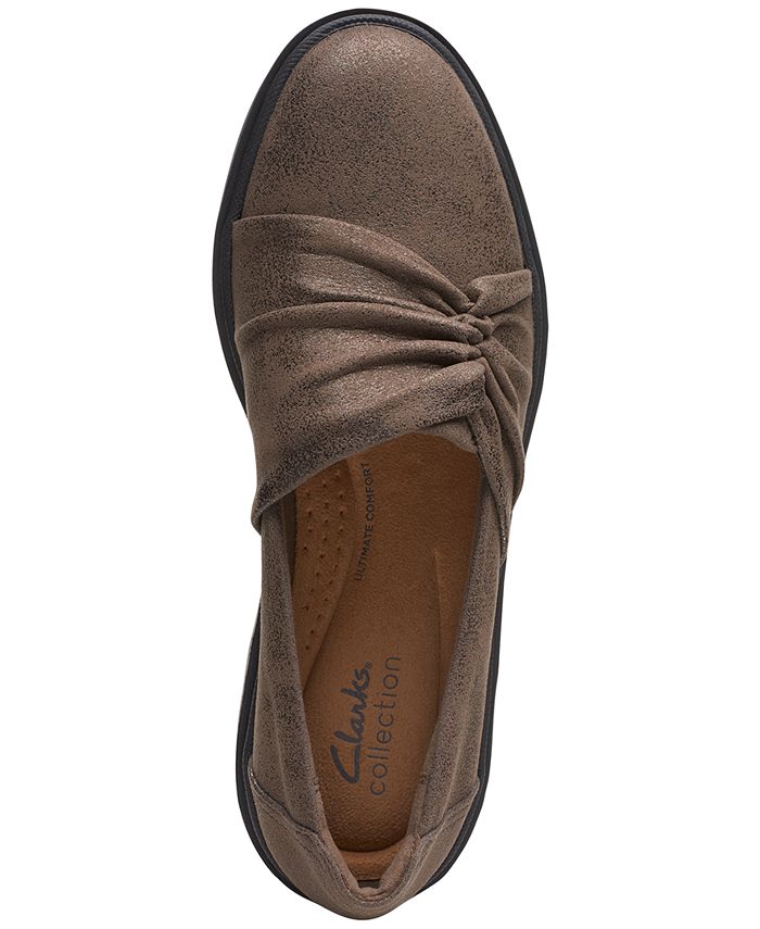 Clarks Women's Calla Style Ruched Slip-On Flats - Brown - 9.5W - B5 - 1378