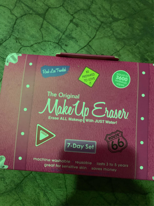 MakeUp Eraser Road Less Traveled 7-Day Face Cleanser Set - 7ct -F9-1855 -F9-1856 -K7-0079 -K7-0080 -K7-0081