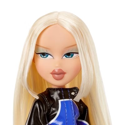 Bratz Scorchin' Cloe Fashion Doll with Accessories: Articulated, Removable Clothes, Straight Blonde Hair, Blue Eyes Includes Accessories 1294